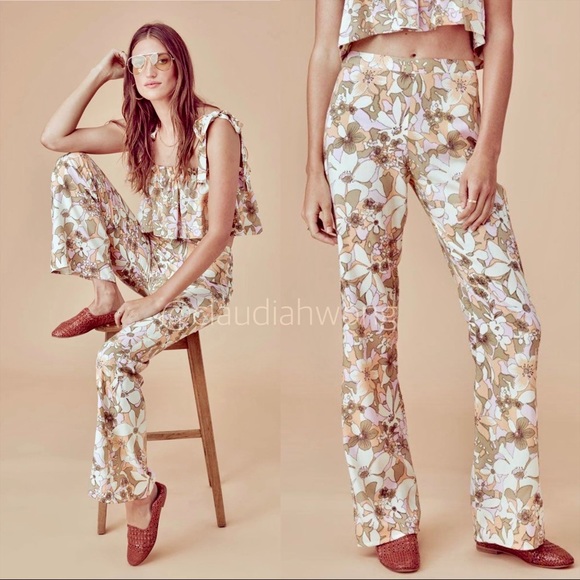 FOR LOVE & LEMONS Renato Floral Flared Pants in Tan Pink - Picture 3 of 10